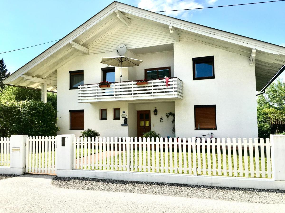 Apartman Jana By Woerthersee Lägenhet Raunach Exteriör bild